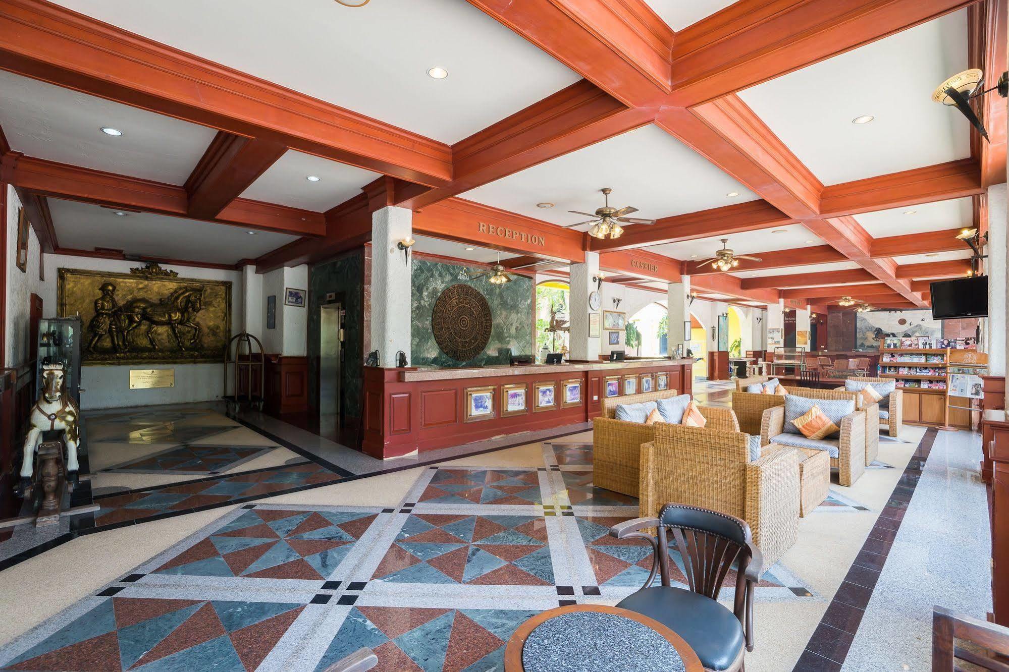 Horseshoe Point Pattaya Nong Prue Exterior photo