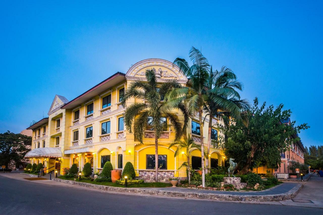 Horseshoe Point Pattaya Nong Prue Exterior photo