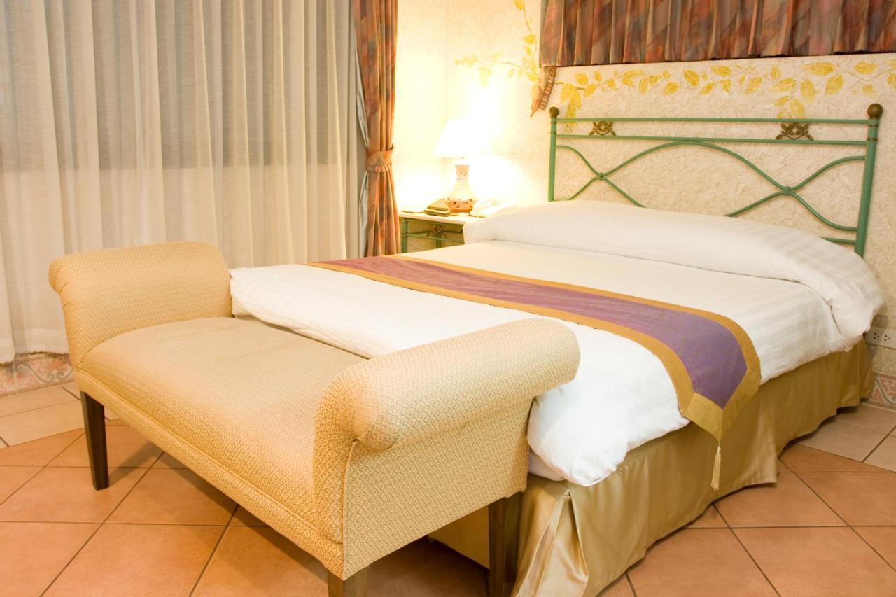 Horseshoe Point Pattaya Nong Prue Room photo
